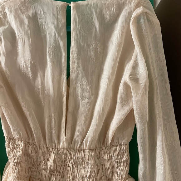 Do+Be cream colored mini dress. Size small - Picture 8 of 8